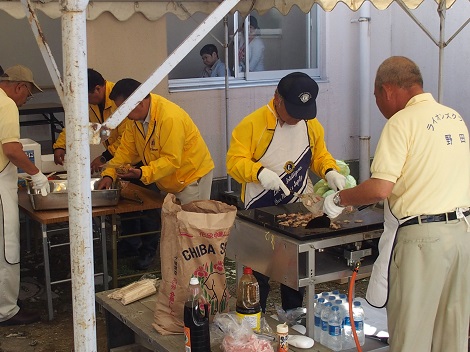 男はタダ焼くのみ！集中して焼く！