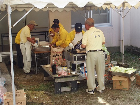 無限実行。男達は黙って焼きます。